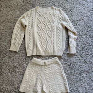 Elegant Cable Knit Sweater and Shorts Set